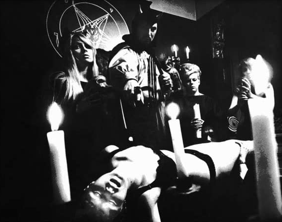 Como hacer un ritual satanico